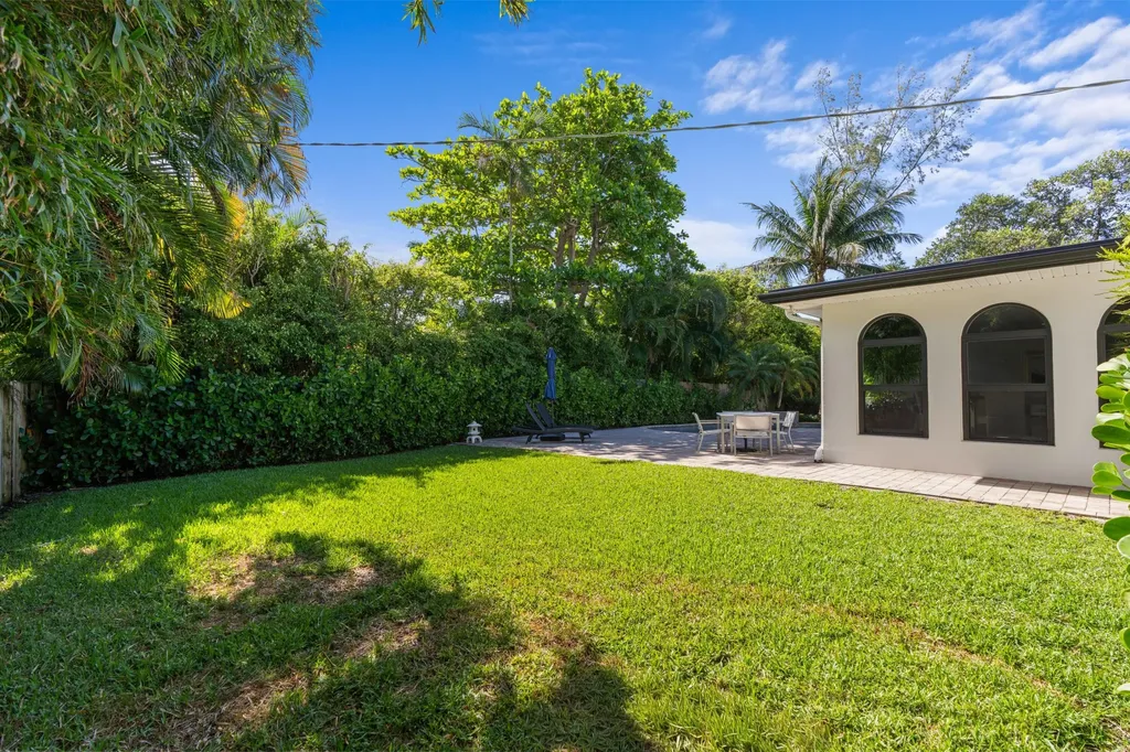 35 Anna Street Ocean Ridge FL 33435