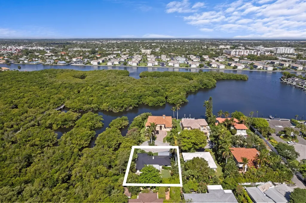 35 Anna Street Ocean Ridge FL 33435