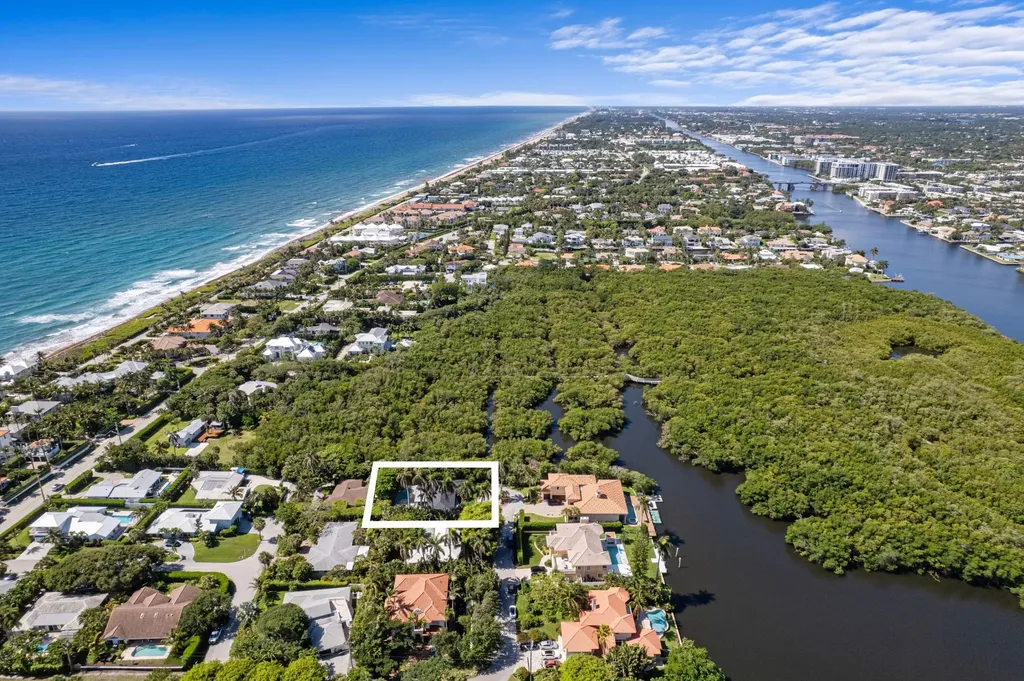 35 Anna Street Ocean Ridge FL 33435