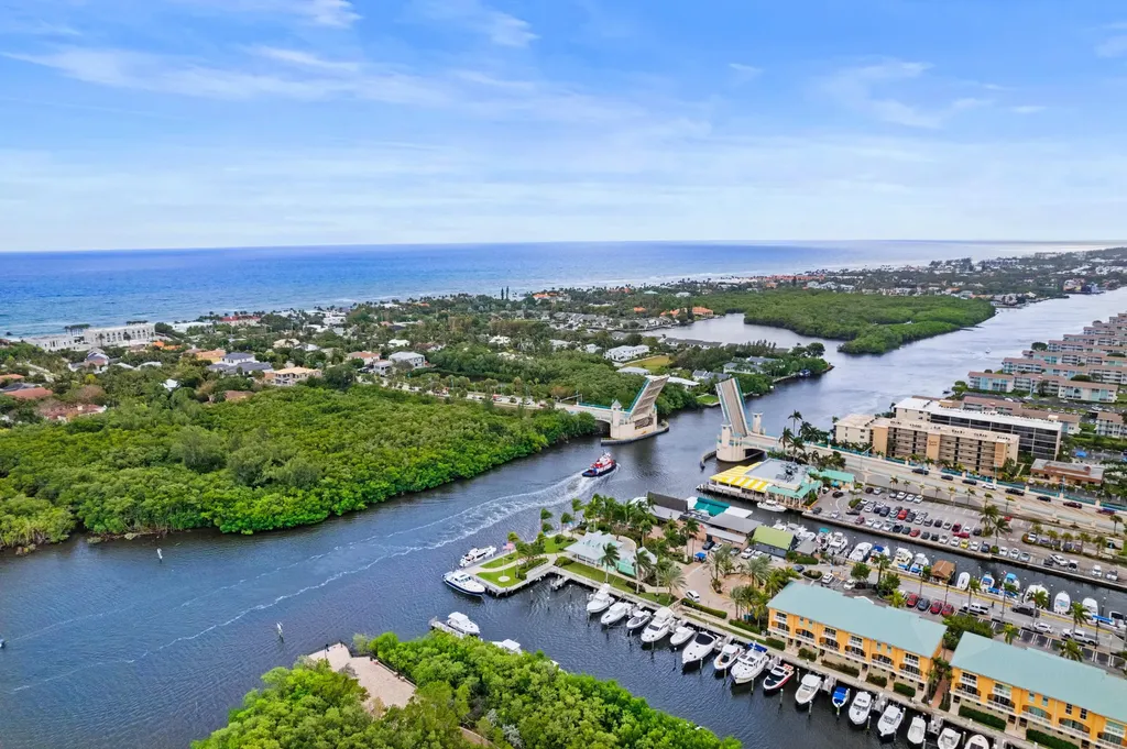 35 Anna Street Ocean Ridge FL 33435