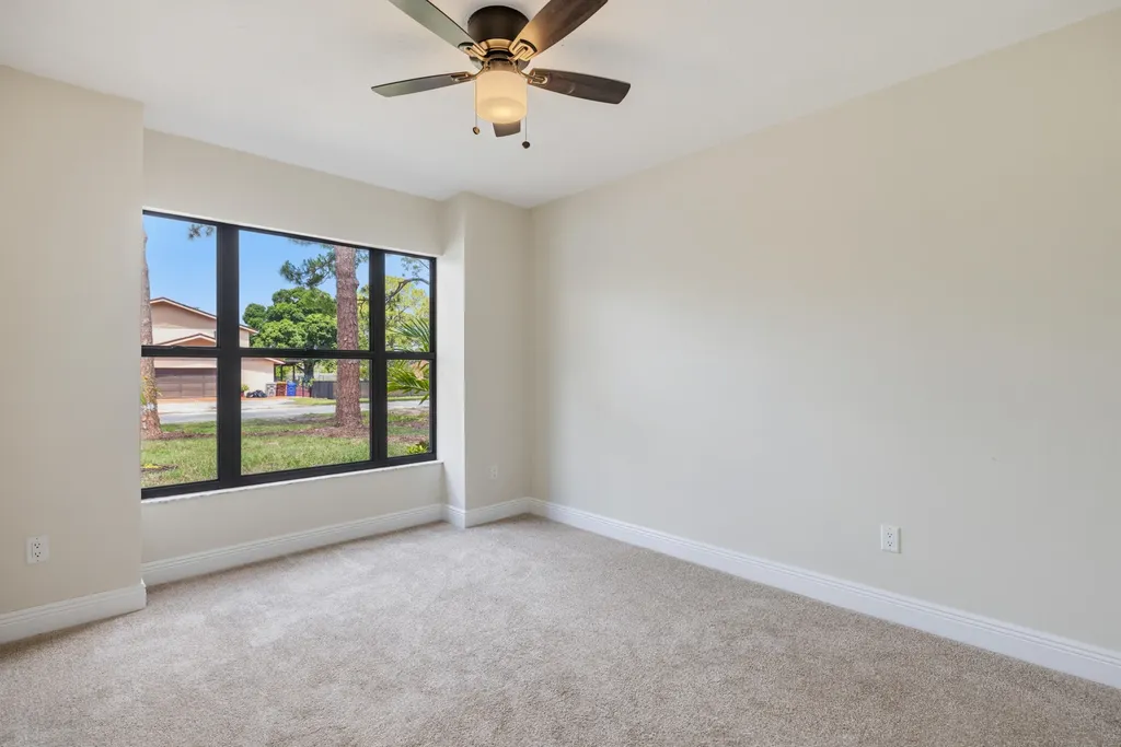 186 24th Avenue Vero Beach FL 32962