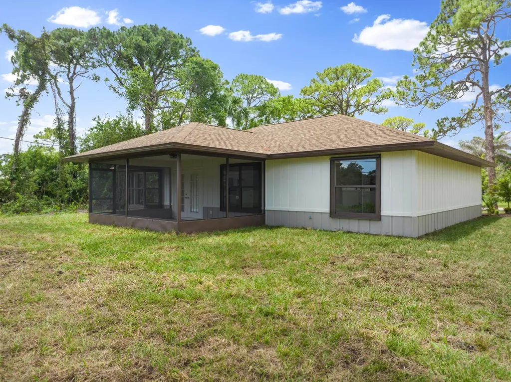 186 24th Avenue Vero Beach FL 32962