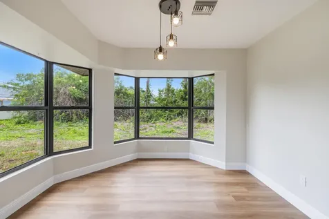 186 24th Avenue Vero Beach FL 32962