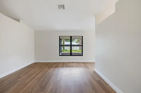 186 24th Avenue Vero Beach FL 32962
