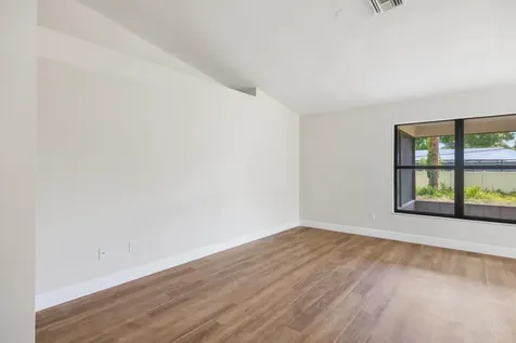 186 24th Avenue Vero Beach FL 32962