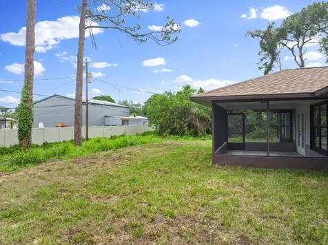 186 24th Avenue Vero Beach FL 32962