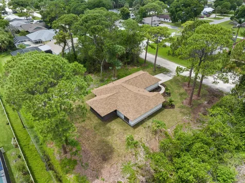 186 24th Avenue Vero Beach FL 32962