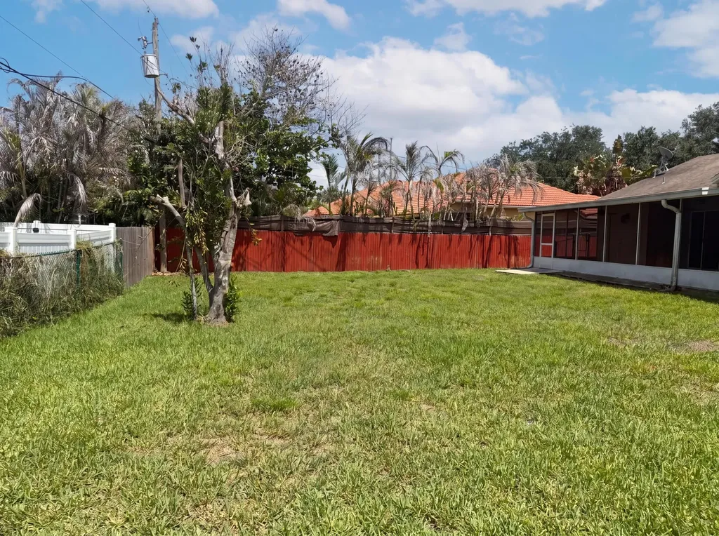 2385 SW Neal Road Port St Lucie FL 34953