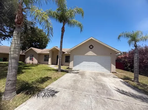 2385 SW Neal Road Port St Lucie FL 34953