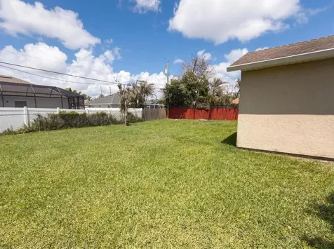 2385 SW Neal Road Port St Lucie FL 34953
