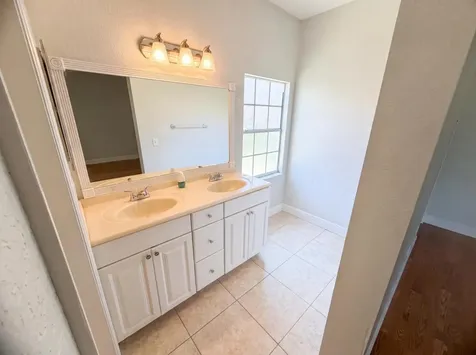 2385 SW Neal Road Port St Lucie FL 34953