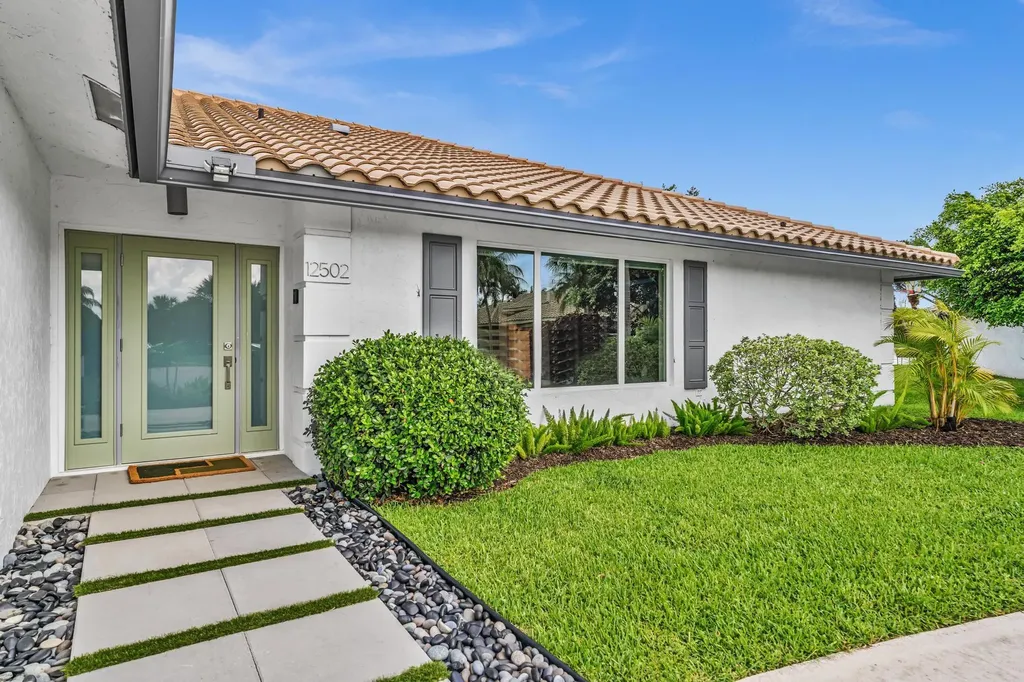 12502 Baywind Court Boca Raton FL 33428