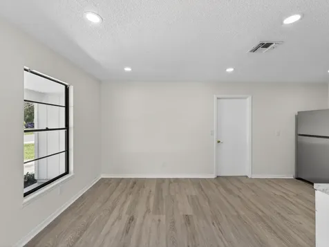 2575 1st Place Vero Beach FL 32962