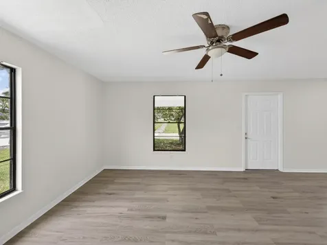 2575 1st Place Vero Beach FL 32962