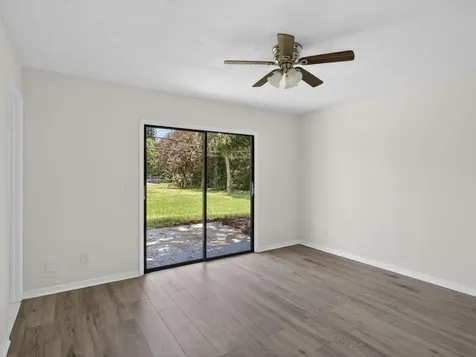 2575 1st Place Vero Beach FL 32962