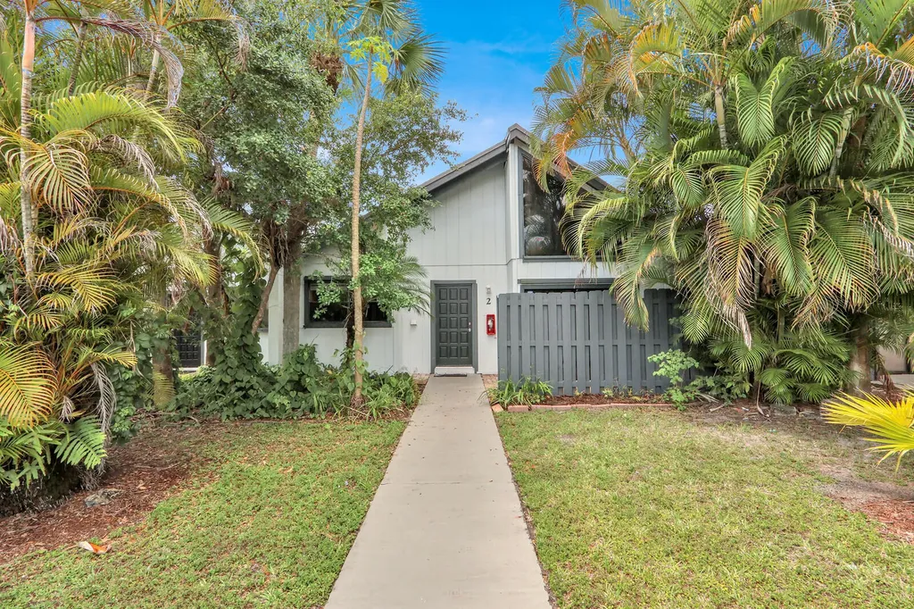 100 Sparrow Drive Royal Palm Beach FL 33411
