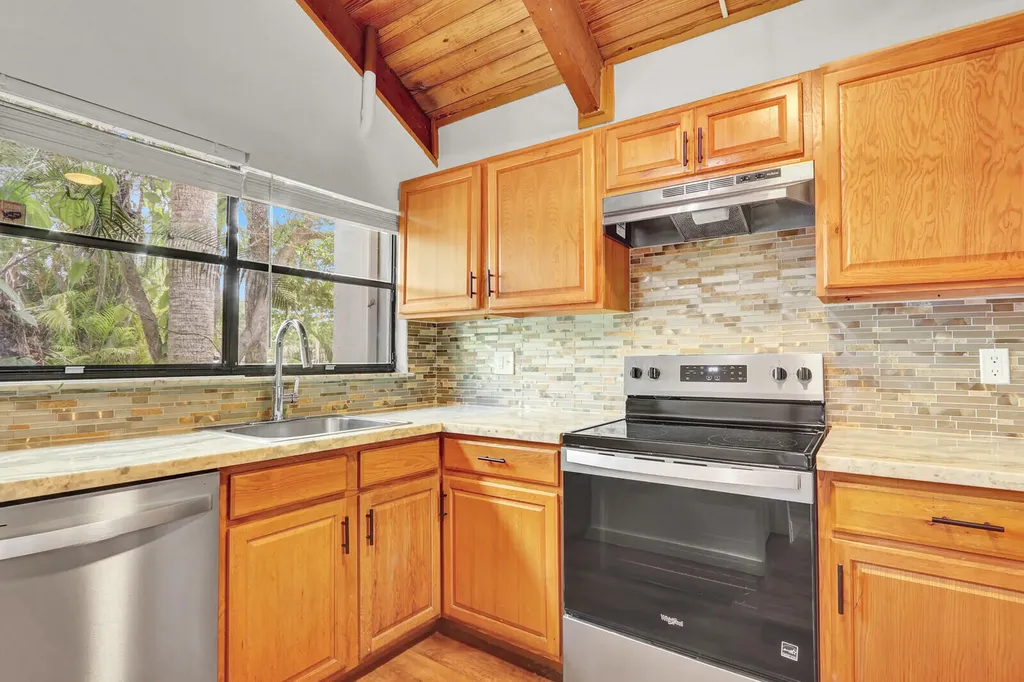 100 Sparrow Drive Royal Palm Beach FL 33411