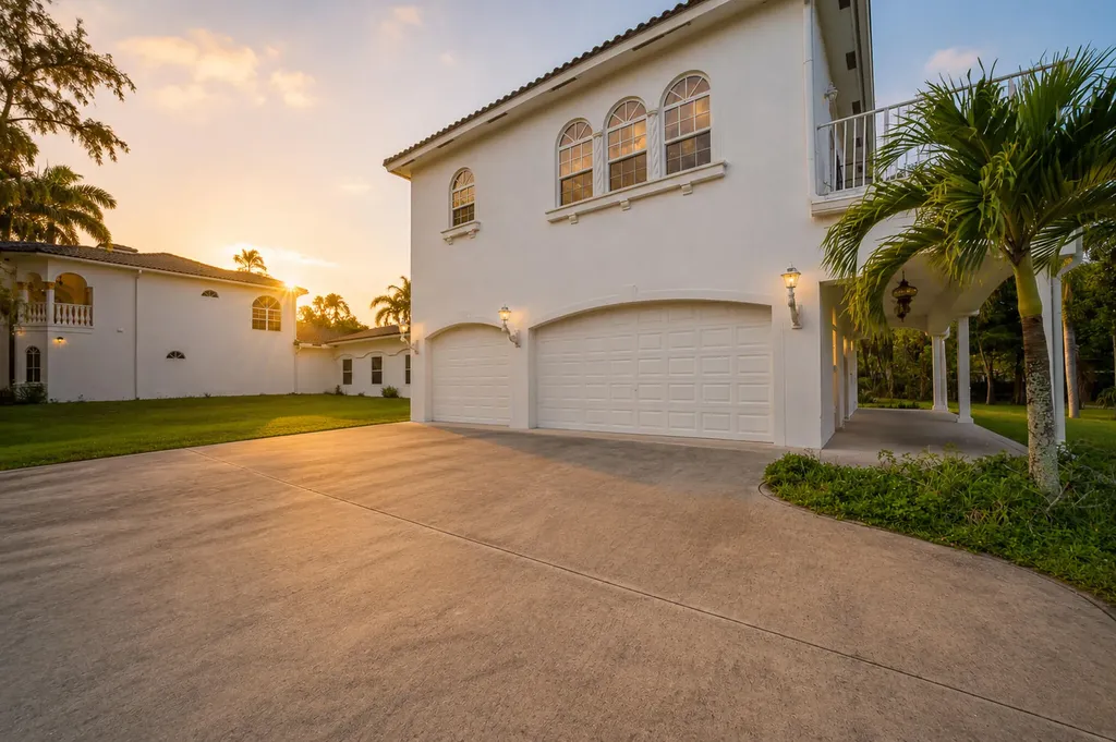 6911 NW 84th Avenue Parkland FL 33067