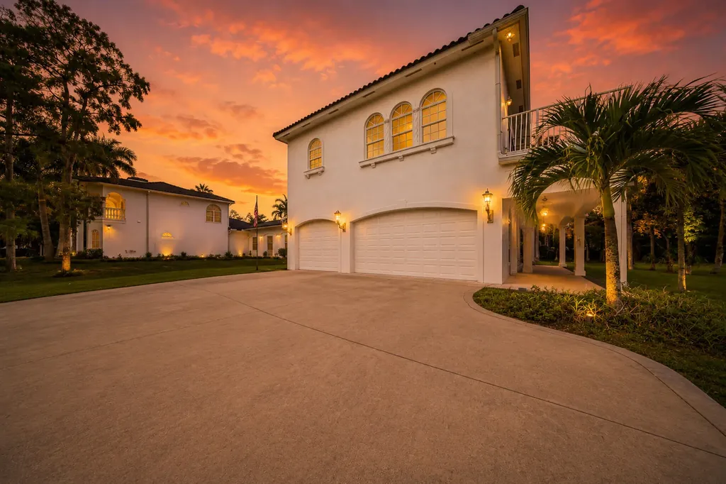 6911 NW 84th Avenue Parkland FL 33067