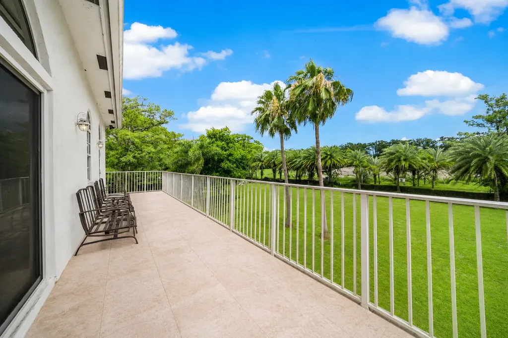 6911 NW 84th Avenue Parkland FL 33067