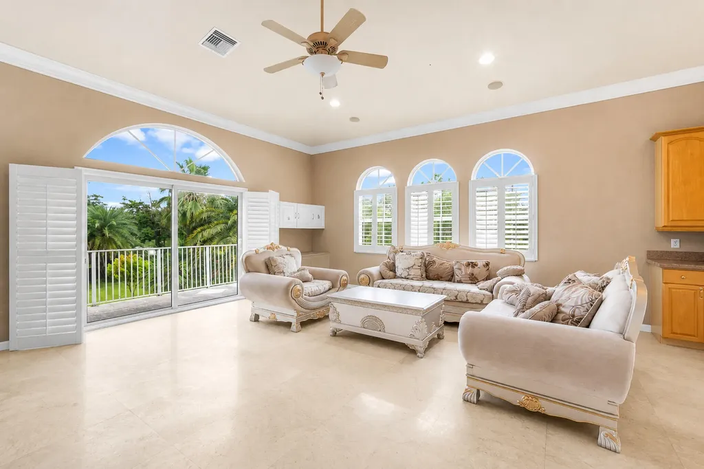 6911 NW 84th Avenue Parkland FL 33067