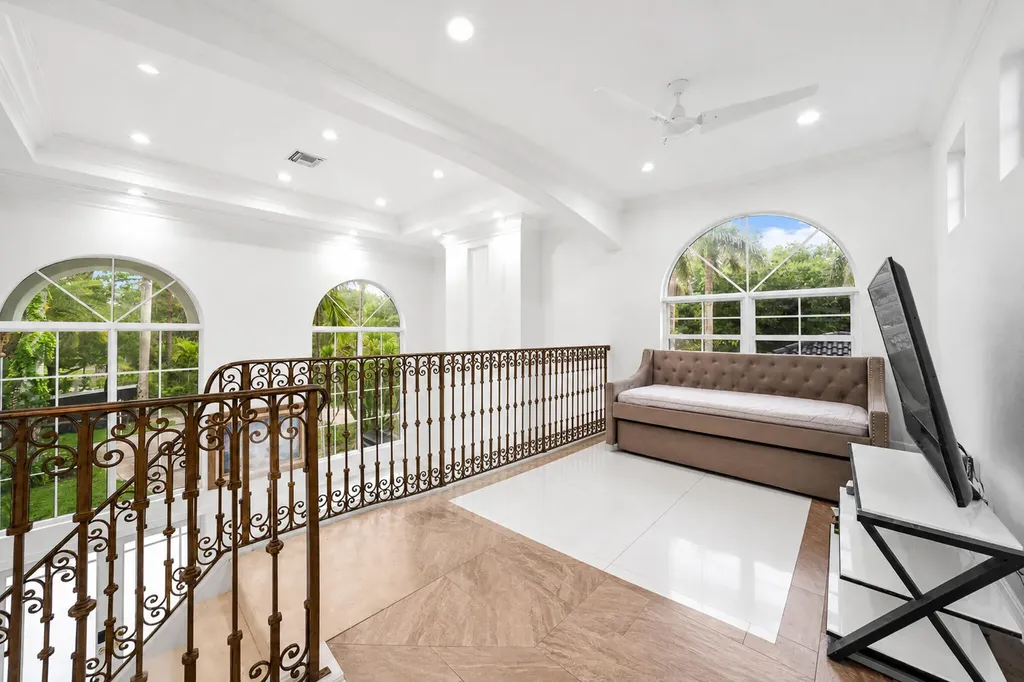 6911 NW 84th Avenue Parkland FL 33067