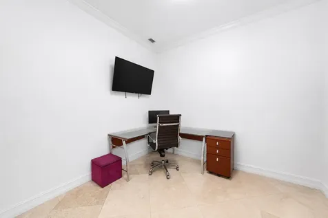 6911 NW 84th Avenue Parkland FL 33067