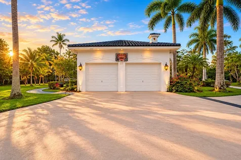 6911 NW 84th Avenue Parkland FL 33067