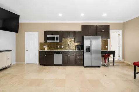 6911 NW 84th Avenue Parkland FL 33067