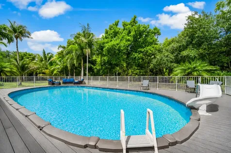 6911 NW 84th Avenue Parkland FL 33067