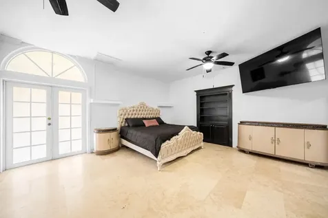 6911 NW 84th Avenue Parkland FL 33067