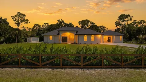 18220 N 90th Street Street N The Acreage FL 33470