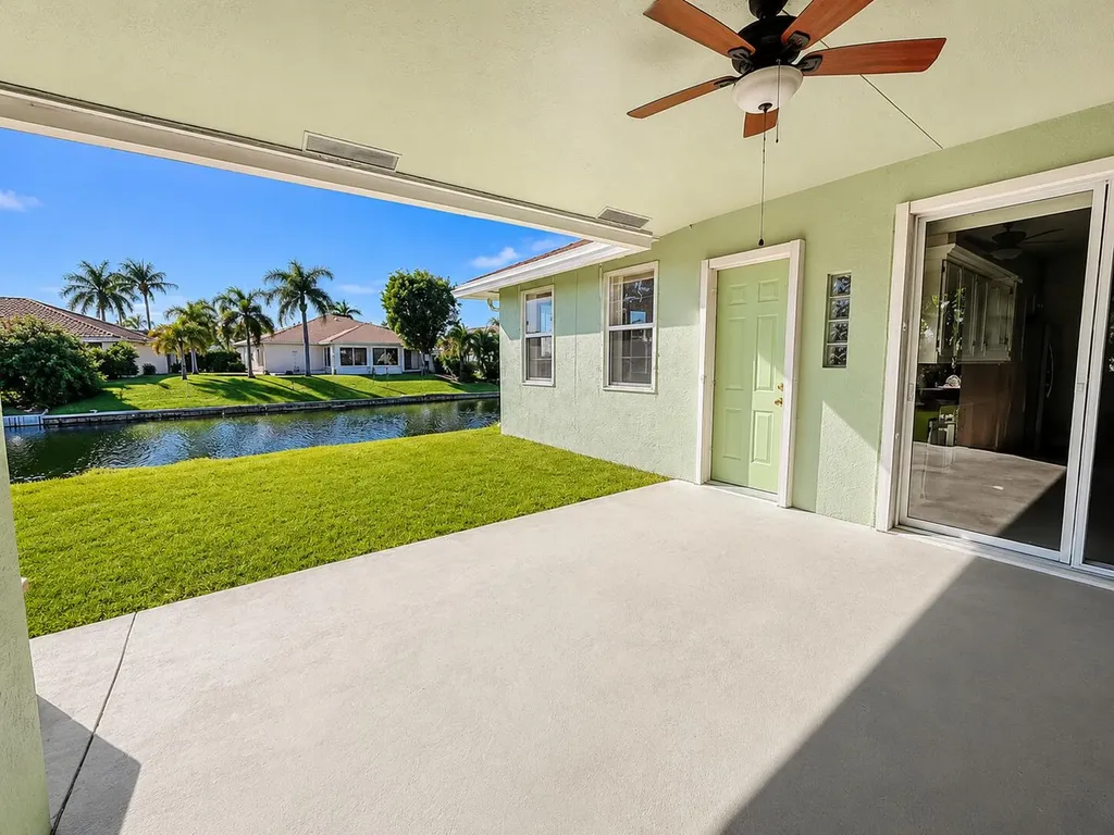 1168 Hatteras Circle Greenacres FL 33413