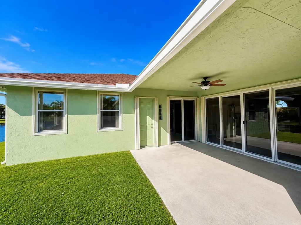 1168 Hatteras Circle Greenacres FL 33413