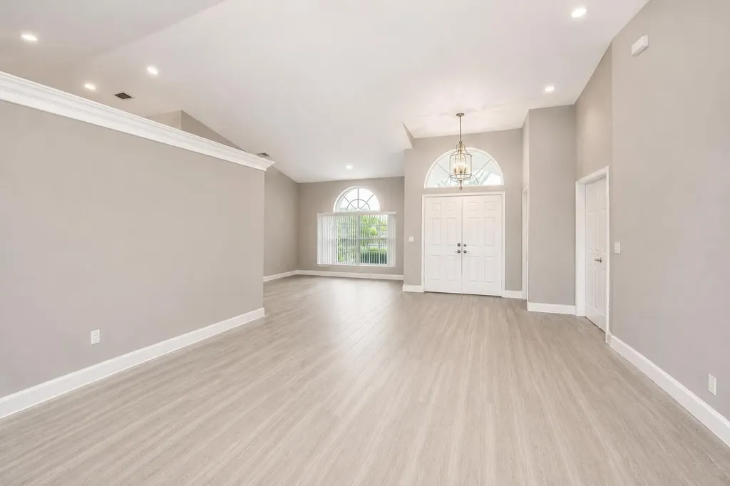 1168 Hatteras Circle Greenacres FL 33413