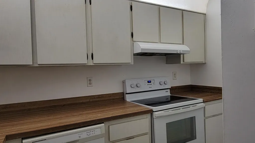 3712 N University Drive Coral Springs FL 33065