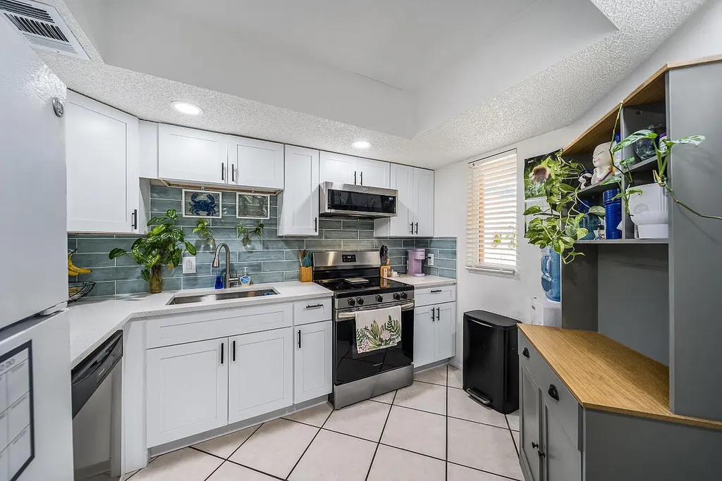 1507 SE Royal Green Circle Port St Lucie FL 34952