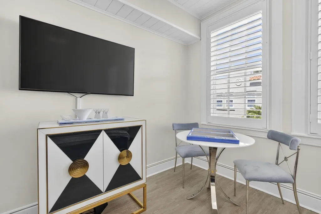 235 Sunrise Avenue Palm Beach FL 33480