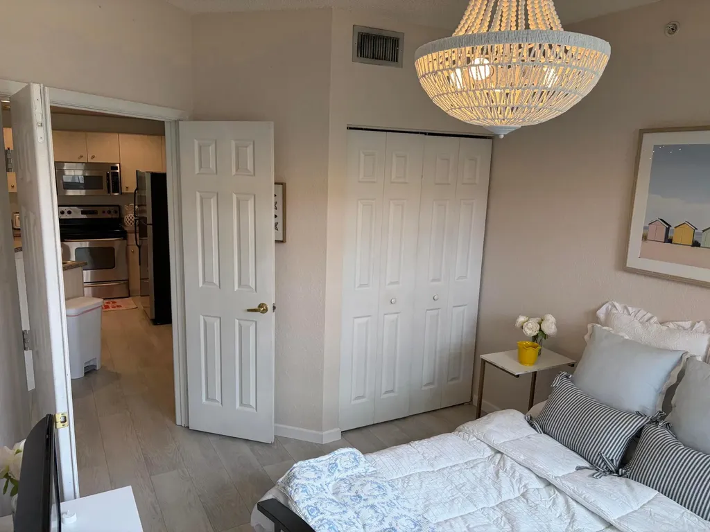 1803 N Flagler Drive West Palm Beach FL 33407