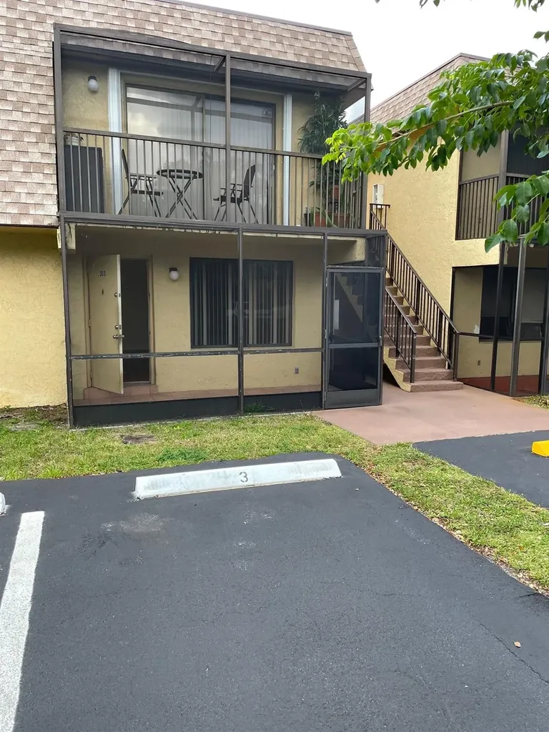 1245 S Flagler Avenue S Pompano Beach FL 33060