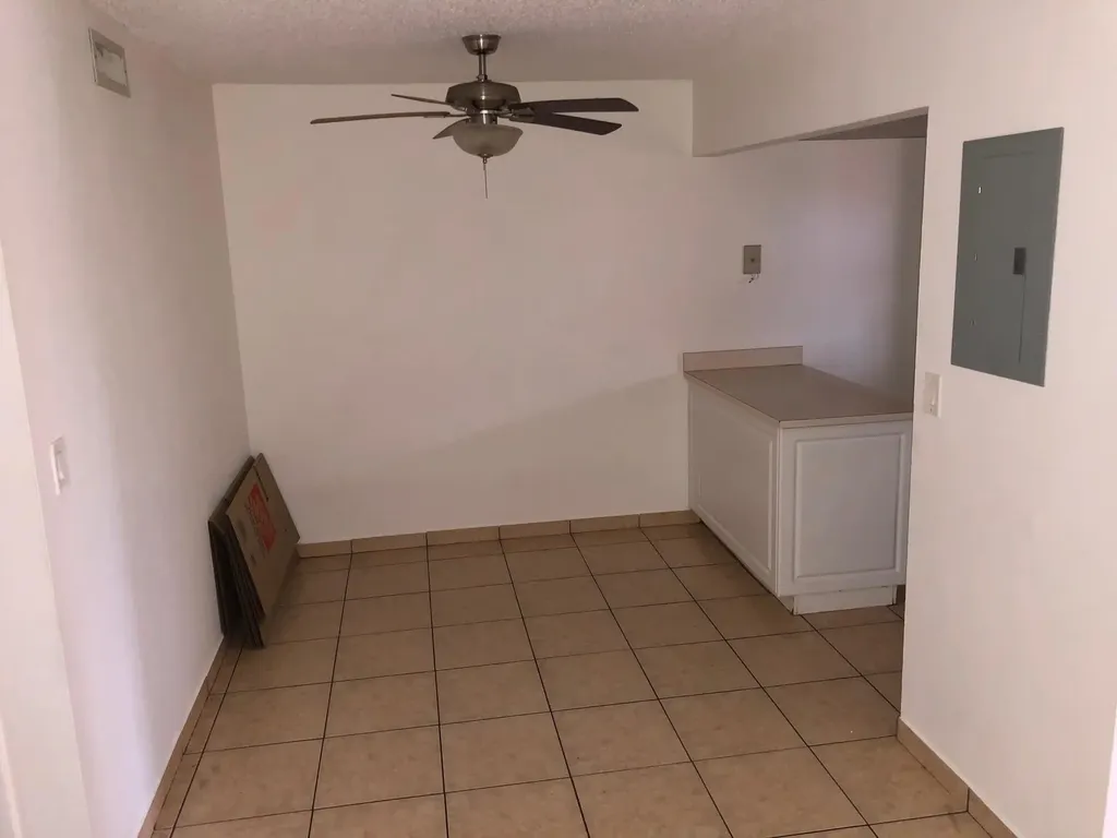 6900 SW 39th Street Davie FL 33314