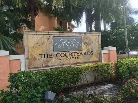 6900 SW 39th Street Davie FL 33314