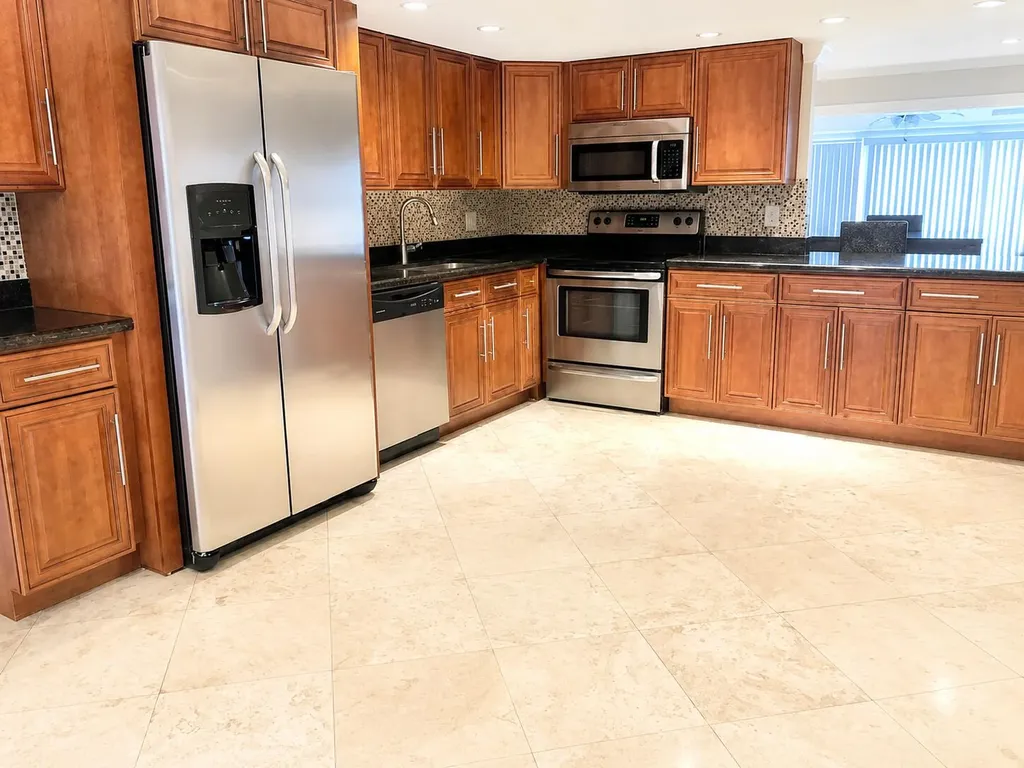 552 E Deer Creek Wildwood Lane Lane E Deerfield Beach FL 33442