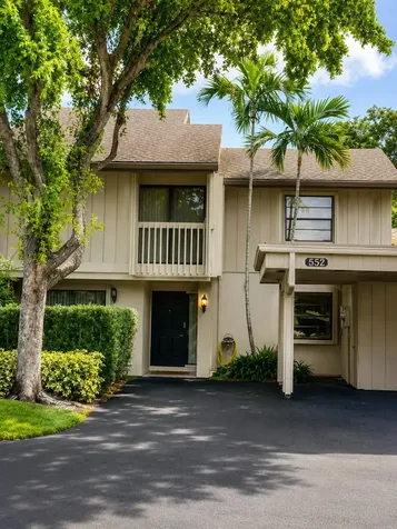 552 E Deer Creek Wildwood Lane Lane E Deerfield Beach FL 33442