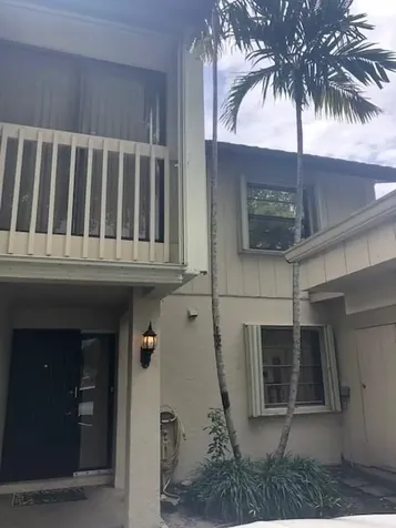 552 E Deer Creek Wildwood Lane Lane E Deerfield Beach FL 33442