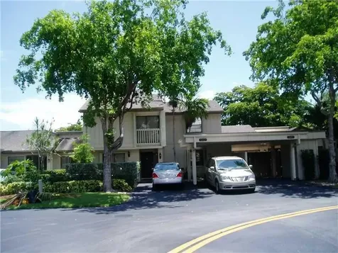 552 E Deer Creek Wildwood Lane Lane E Deerfield Beach FL 33442