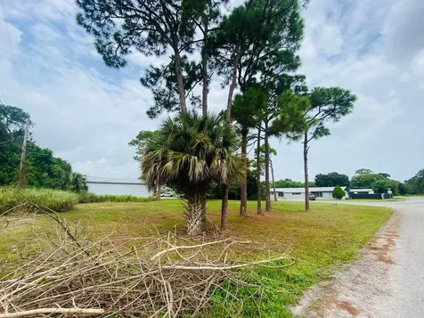 186 Melton Drive Fort Pierce FL 34982