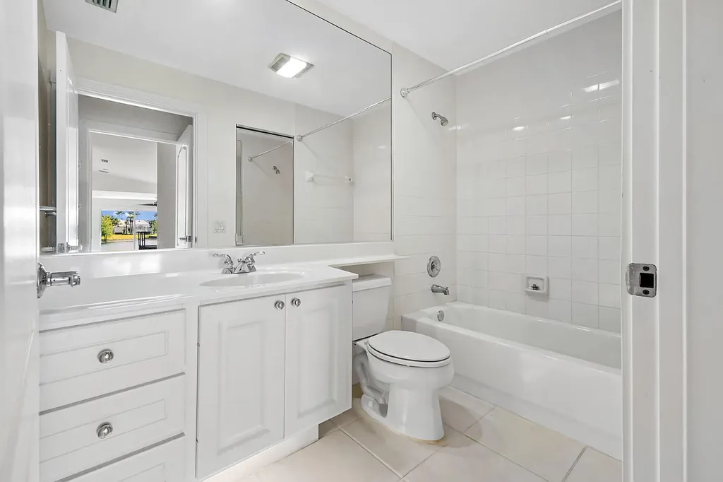 8270 Eleuthera Lane Wellington FL 33414