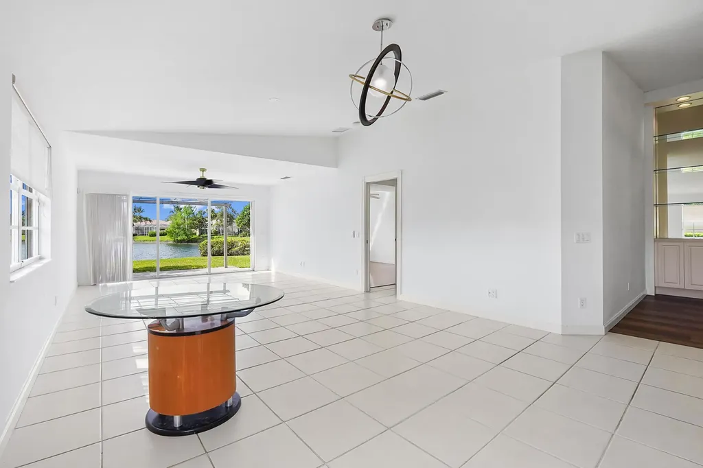 8270 Eleuthera Lane Wellington FL 33414