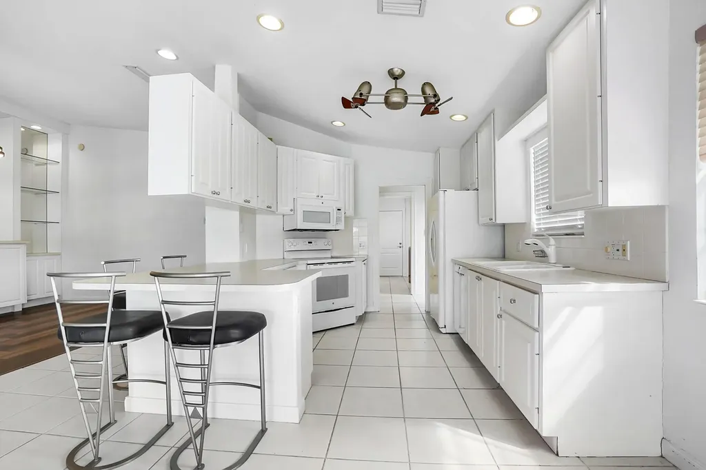 8270 Eleuthera Lane Wellington FL 33414